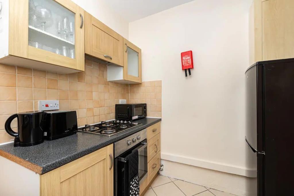 Tranquil 1Br In South Bank With Onsite Parking Apartman London Kültér fotó